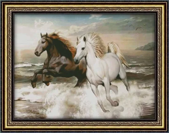 Животни Бягащи коне