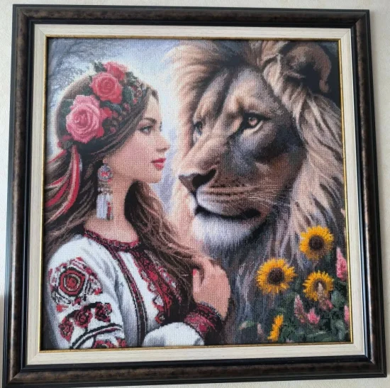 Момата и лъва