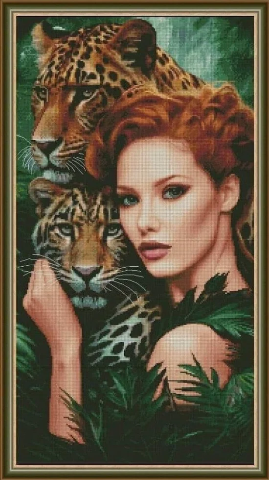 Образи Момичето с леопардите