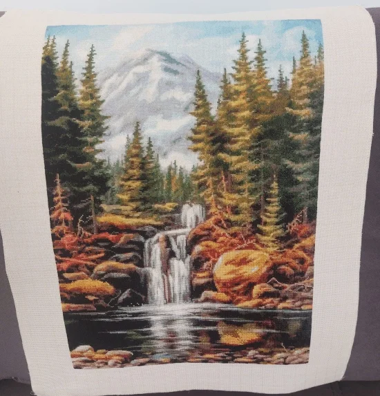 Планински водопад