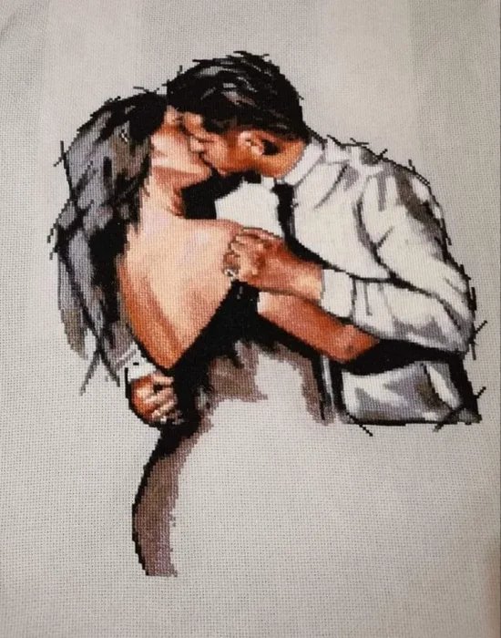 Страстна целувка